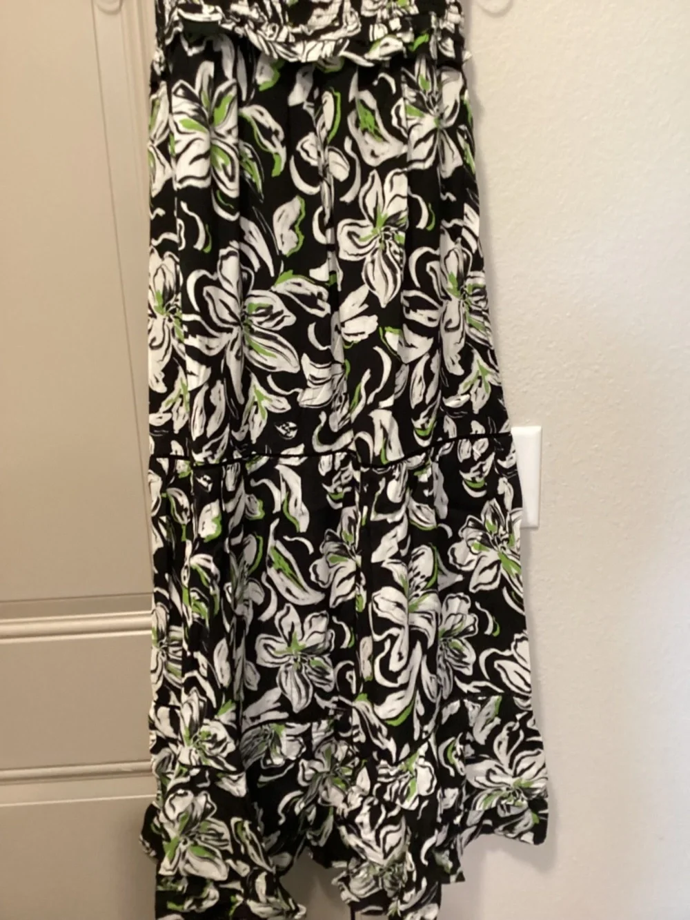 Lost + Wander Midnight Flora Smocked Maxi Dress, size S - Picture 8 of 14